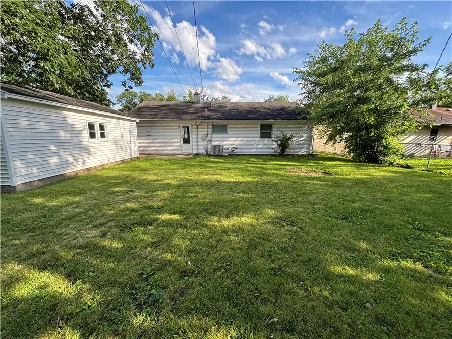 7 E Columbia Street, Danville, IL 61834 - #2