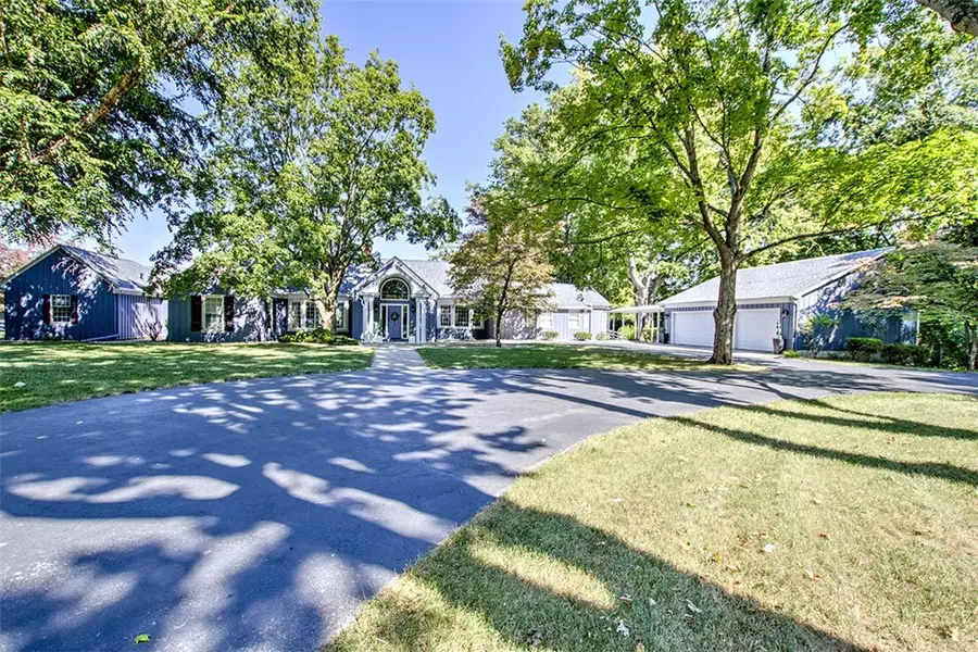 92 N Country Club Road, Decatur, IL 62521 - #3