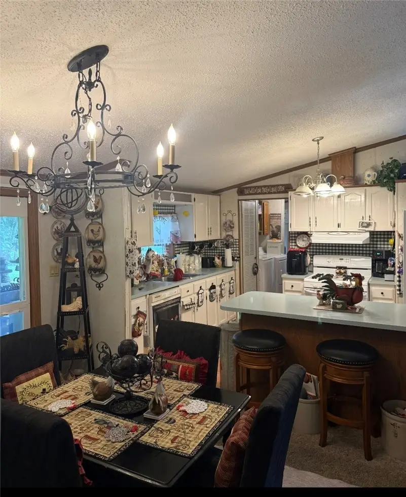 503 Jourdan Street, Newton, IL 62448 - #3
