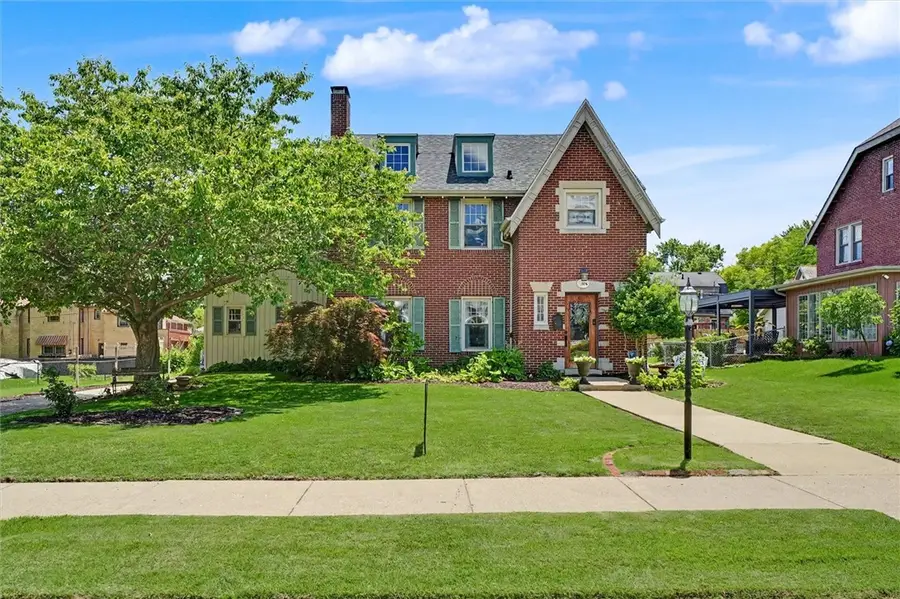 6 W Raymond Avenue, Danville, IL 61832 - #3