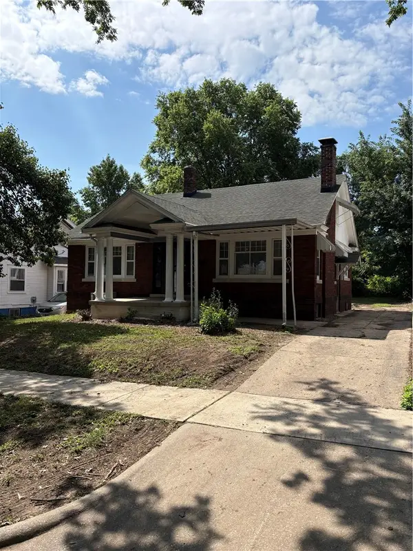 1095 Clay Street, Decatur, IL 62521