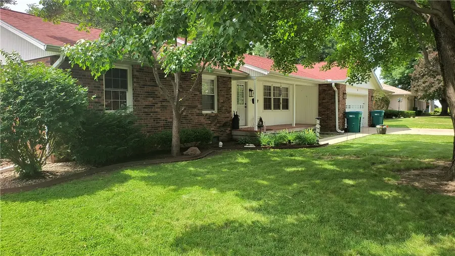 31 Cottontail Lane, Sullivan, IL 61951 - #3
