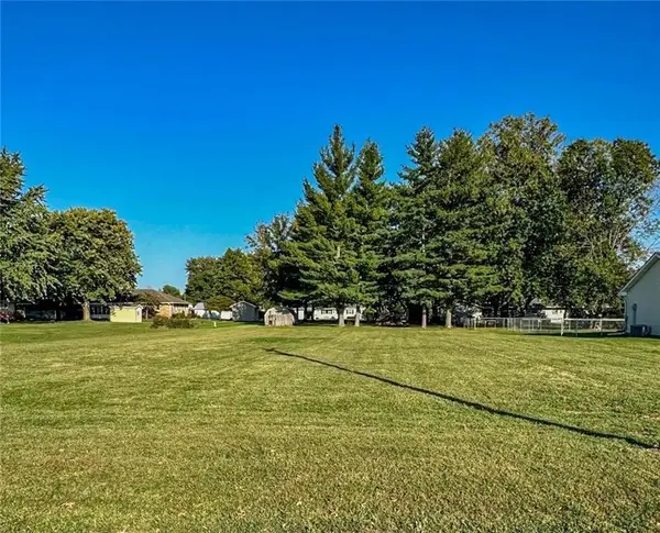 3 Pettry Drive, Shelbyville, IL 62565
