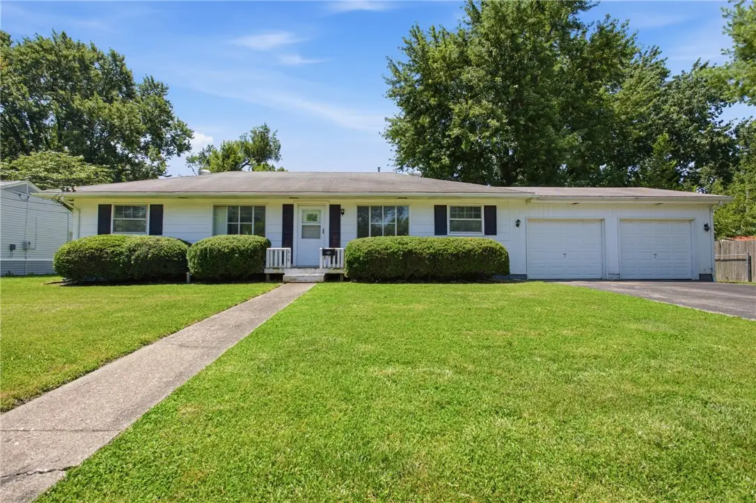 419 Kelly Avenue, Mattoon, IL 61938 - #1