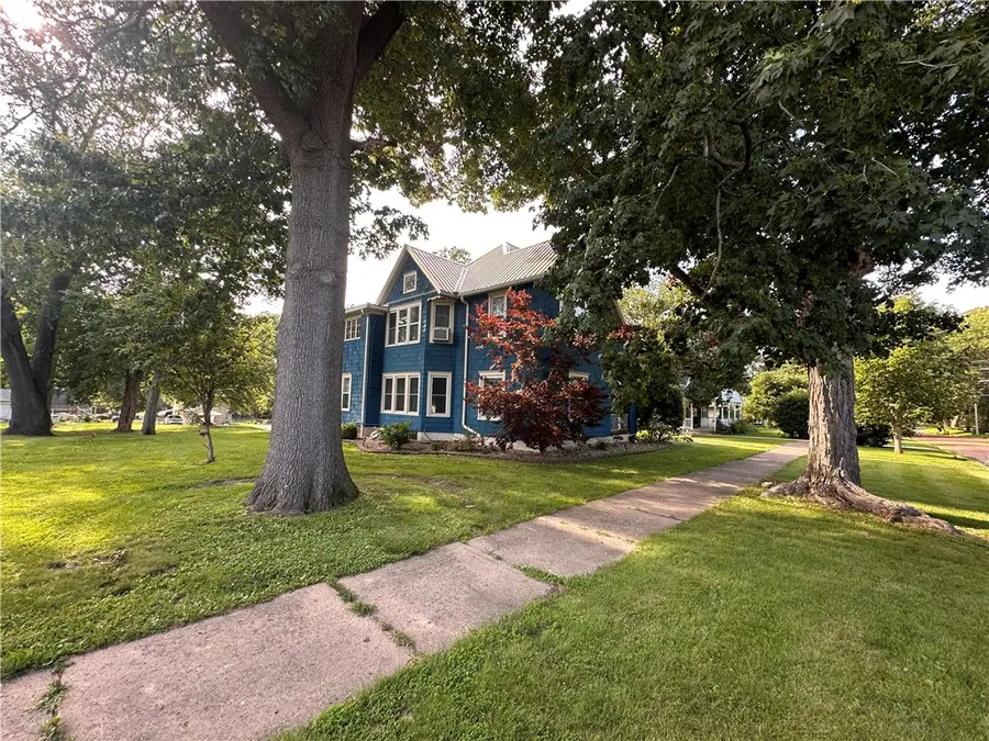 309 S Spruce Street, Pana, IL 62557 - #3