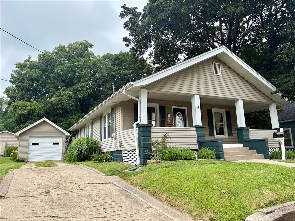207 S Hickory Street, Pana, IL 62557 - #1