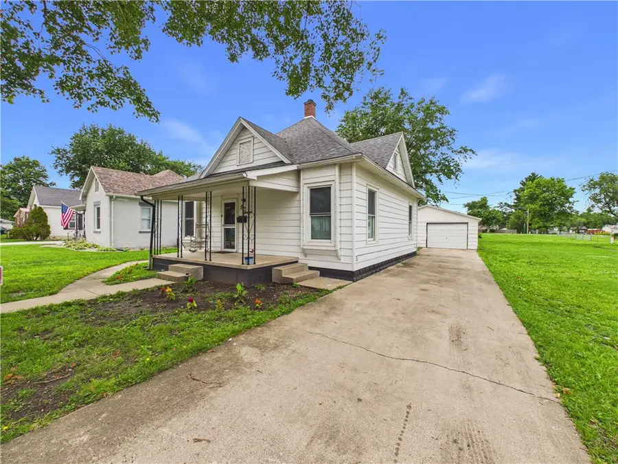 111 9th Street, Georgetown, IL 61846 - #2