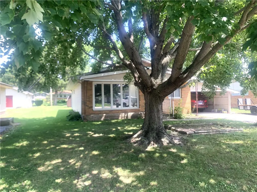 804 E 7th Street, Pana, IL 62557 - #1