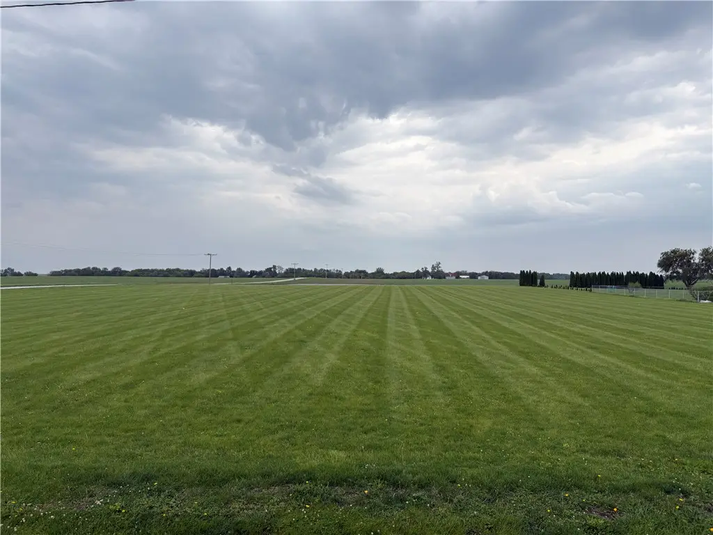 W Elm Street, Argenta, IL 62501 - #1