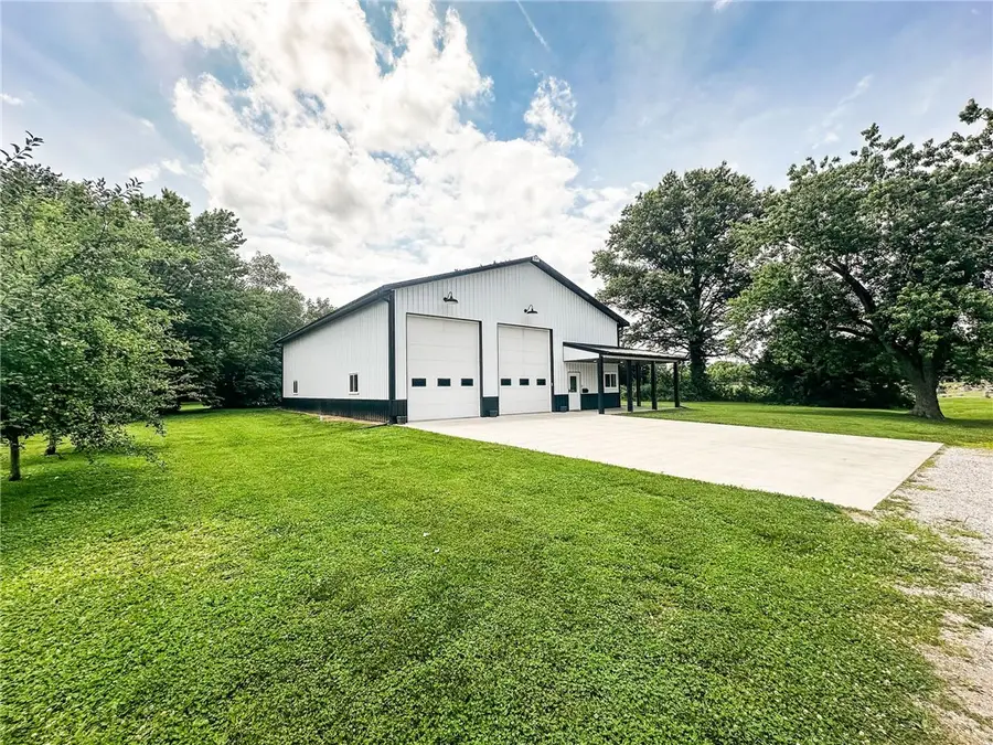 105 NE 9th Street, Casey, IL 62420 - #2