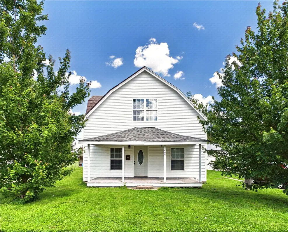 409 S Seminary Street, Georgetown, IL 61846 - #1