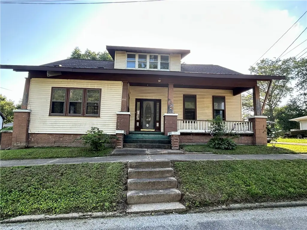 311 Lafayette Street, Newton, IL 62448 - #1