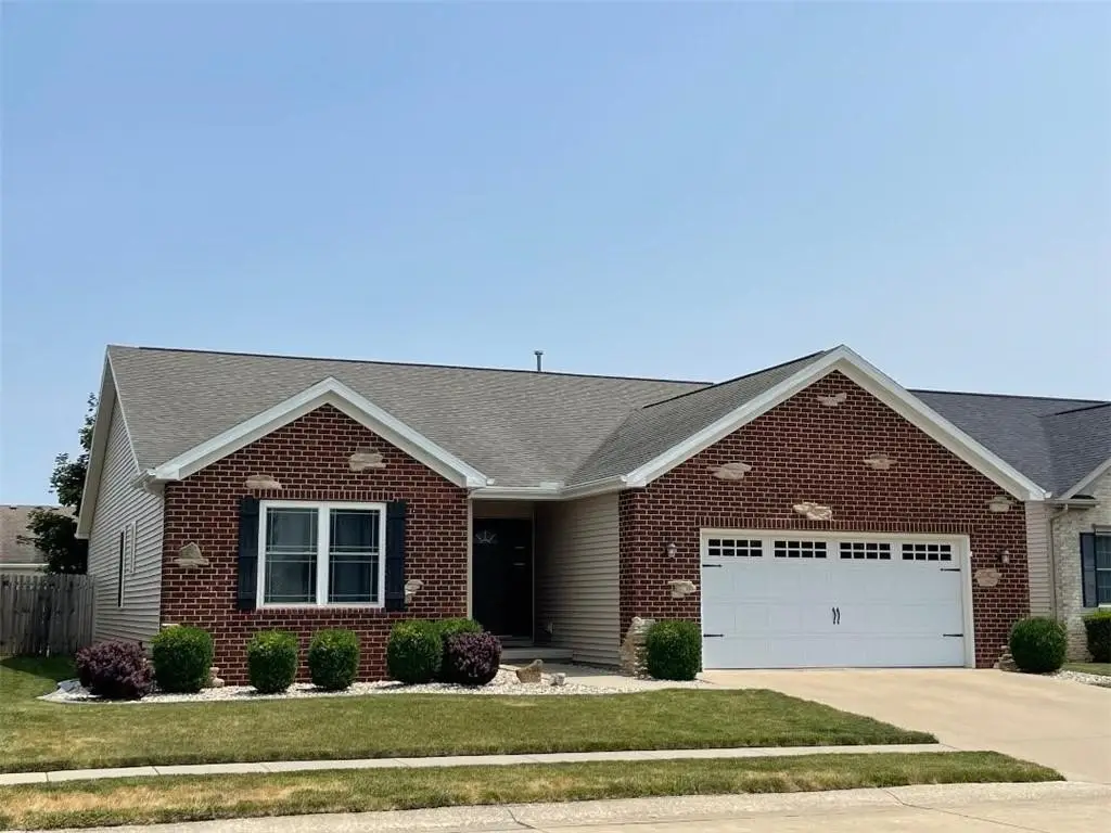 5 Stonefield Lane, Charleston, IL 61920 - #1