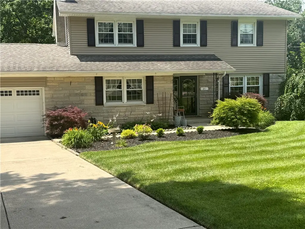 21 Briar Hill Road, Paris, IL 61944 - #1