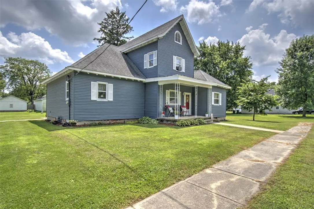 113 Wait Street, Cerro Gordo, IL 61818 - #1