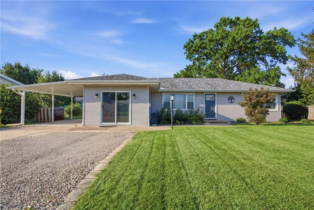 1804 Johnson Avenue, Charleston, IL 61920 - #1