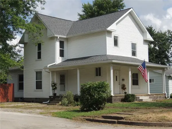 401 S 3rd Street, Altamont, IL 62411
