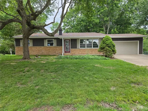 2232 Heather Hills Drive, St Joseph, IL 61873