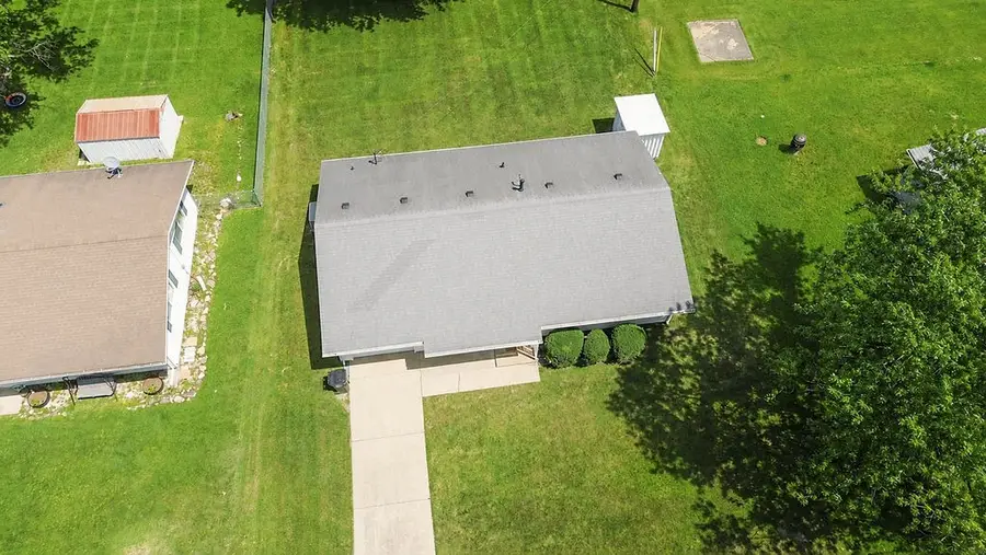 903 W Woodlawn Avenue, Danville, IL 61832 - #3
