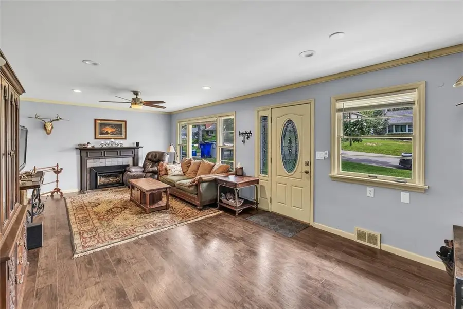 335 Woodale Avenue, Decatur, IL 62522 - #3