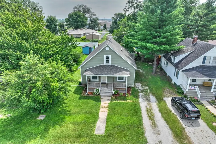 110 N Poplar Street, Assumption, IL 62510 - #2