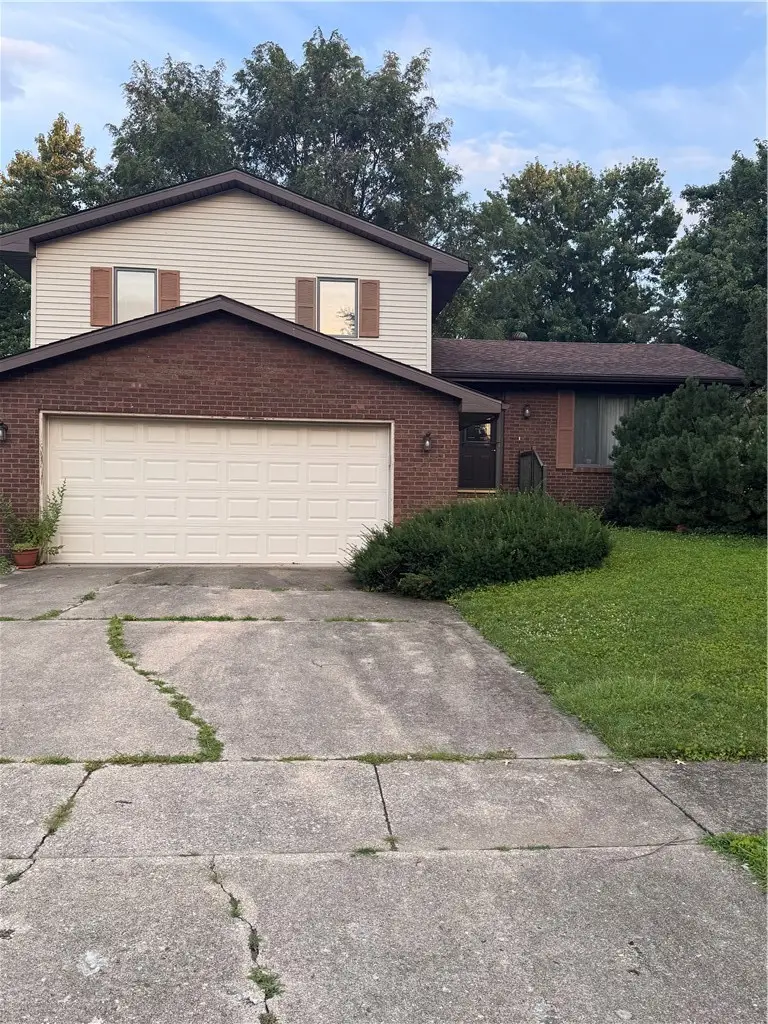 3504 Dove Drive, Decatur, IL 62526 - #3