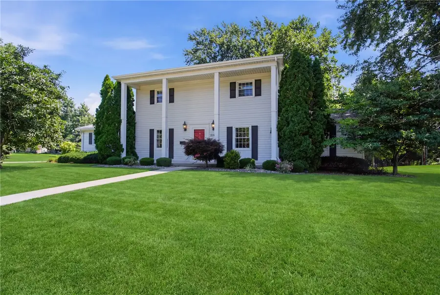 2101 Reynolds Drive, Charleston, IL 61920 - #2