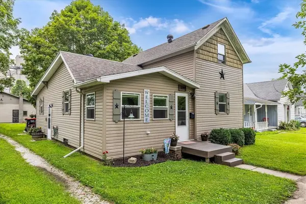 309 N Locust Street, Assumption, IL 62510