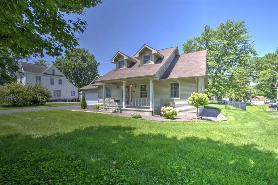 309 N Walnut Street, Assumption, IL 62510 - #2