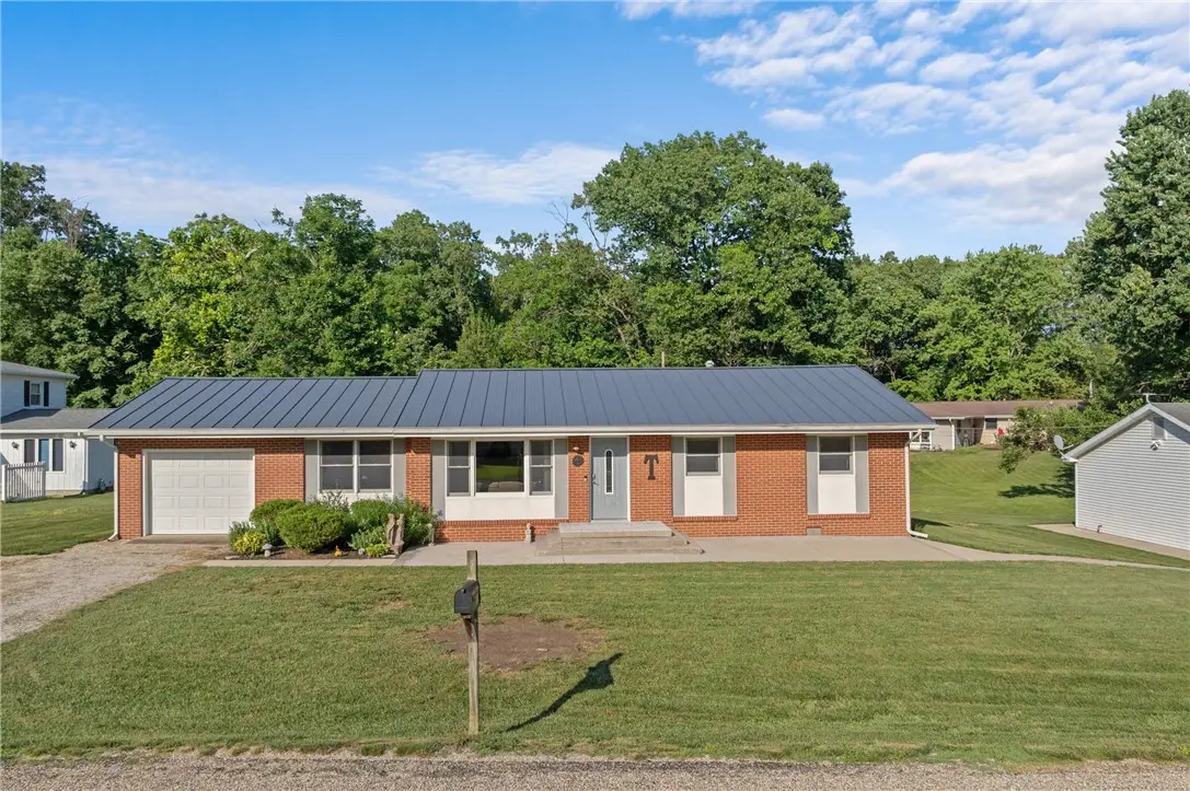 107 Valley Road, Marshall, IL 62441 - #1