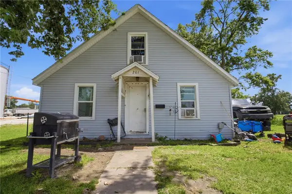 201 W Madison Avenue, Casey, IL 62420