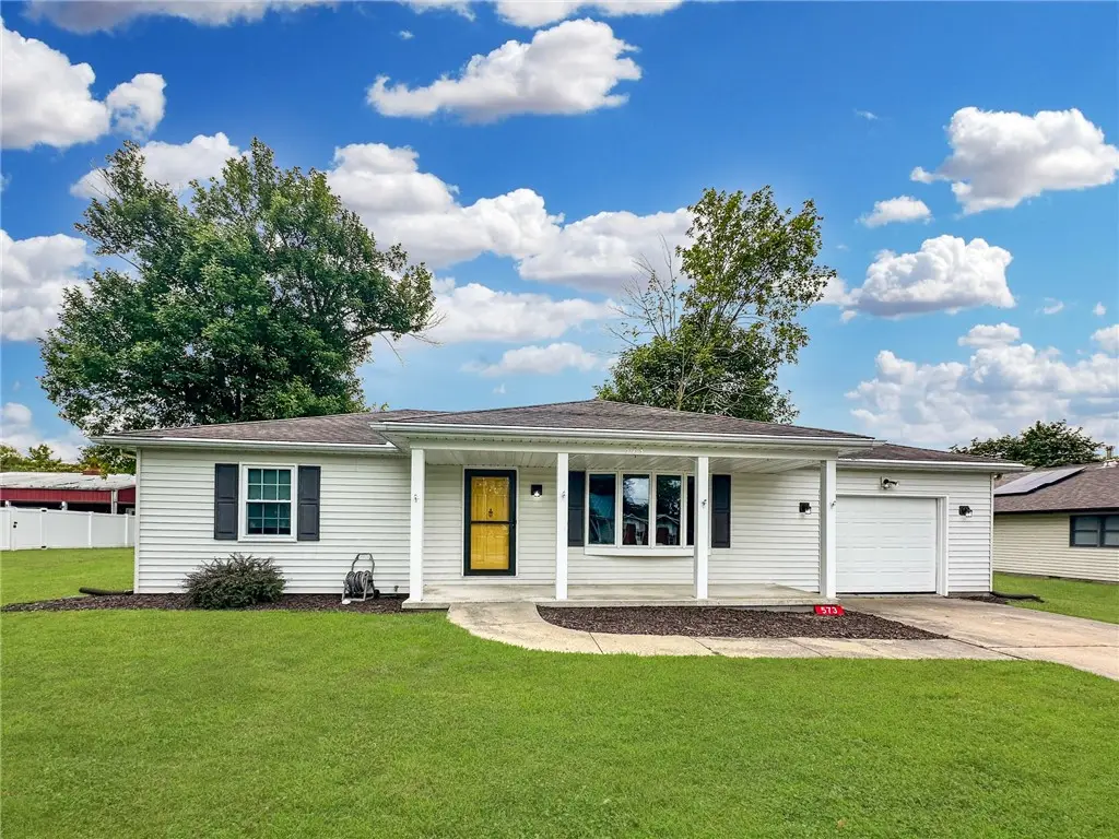 573 W 7th Street, Neoga, IL 62447 - #1