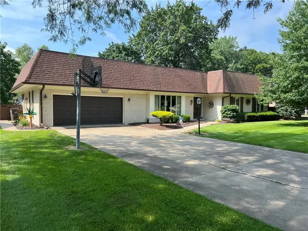 10 Lincolnshire Avenue, Danville, IL 61832