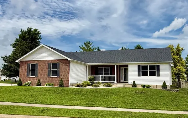 140 Lexington Circle, Mt Zion, IL 62549