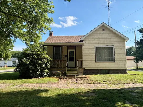 401 W Third Street, Pana, IL 62557