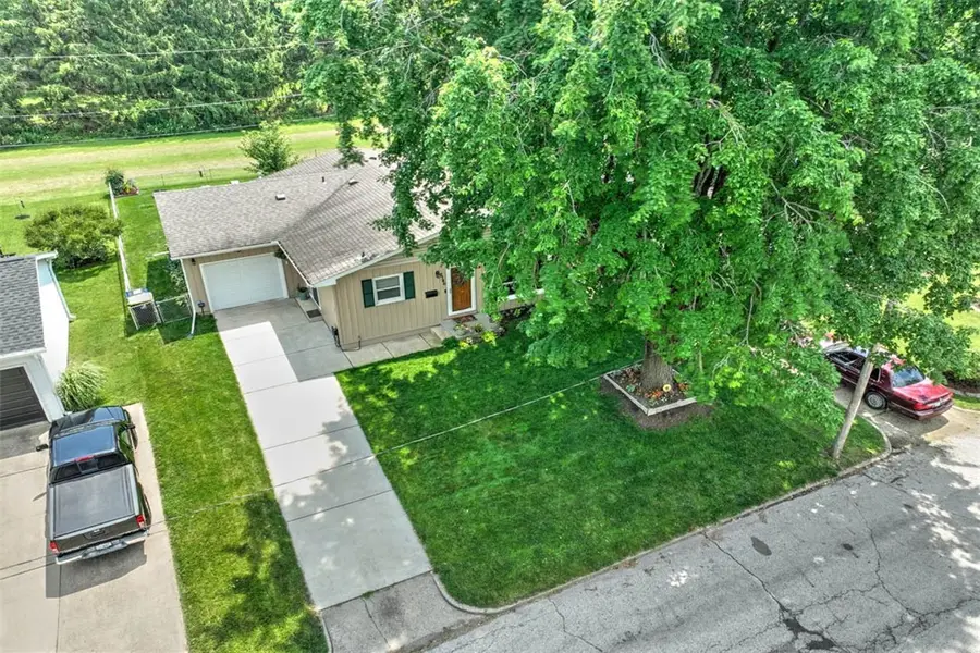 2146 N Dennis Avenue, Decatur, IL 62526 - #2