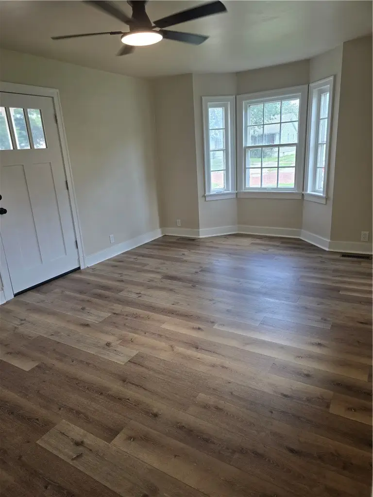 605 Lafayette Avenue, Mattoon, IL 61938 - #2
