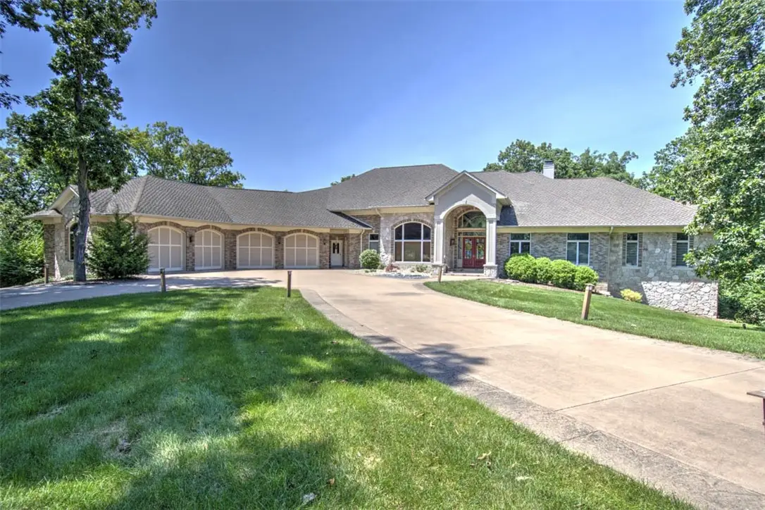 4180 S Lake Court, Decatur, IL 62521 - #1