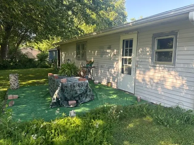 405 Grandview Street, Paris, IL 61944 - #2