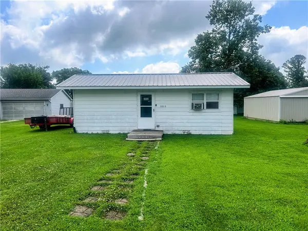 374 N Adams Street, Mason, IL 62443