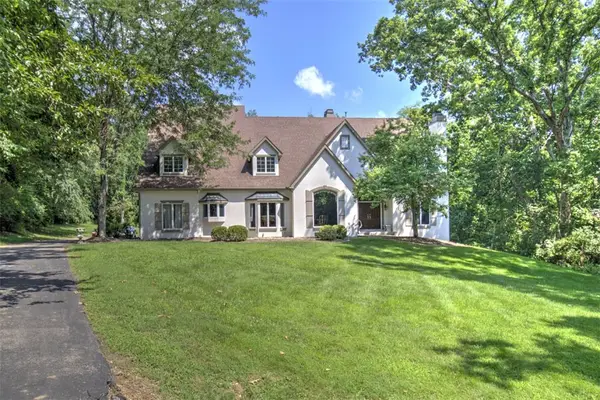 110 Southbrooke Court, Decatur, IL 62521