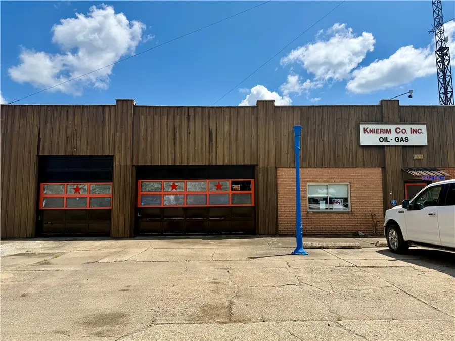 1001 E Main Street, Casey, IL 62420 - #2
