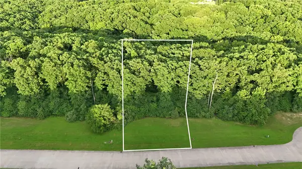 LOT #7 Reserves Court, Charleston, IL 61920
