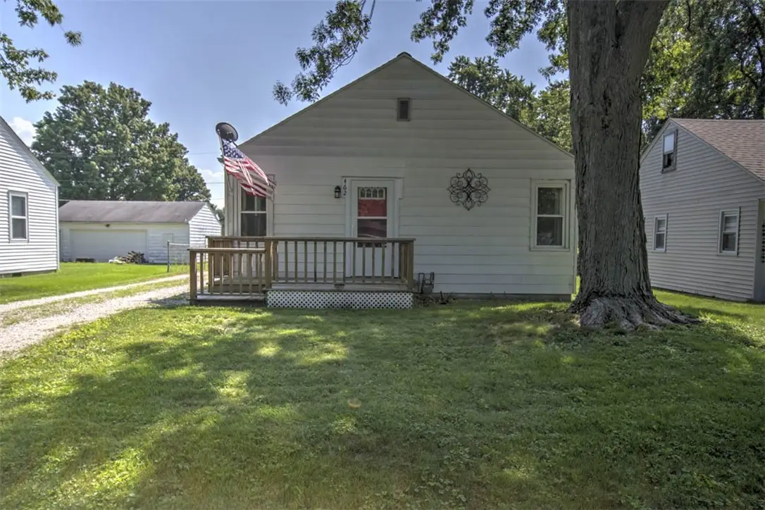 462 S Durfee Street, Warrensburg, IL 62573 - #1