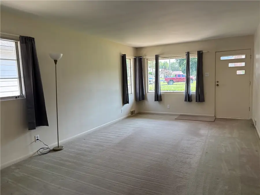 1009 N Oakland Avenue, Decatur, IL 62522 - #2
