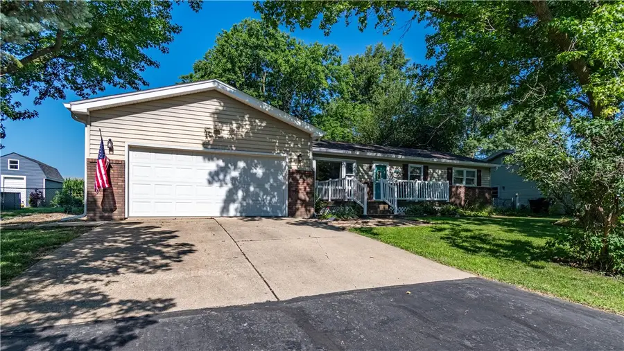 11 Redlick Court, Warrensburg, IL 62573 - #3