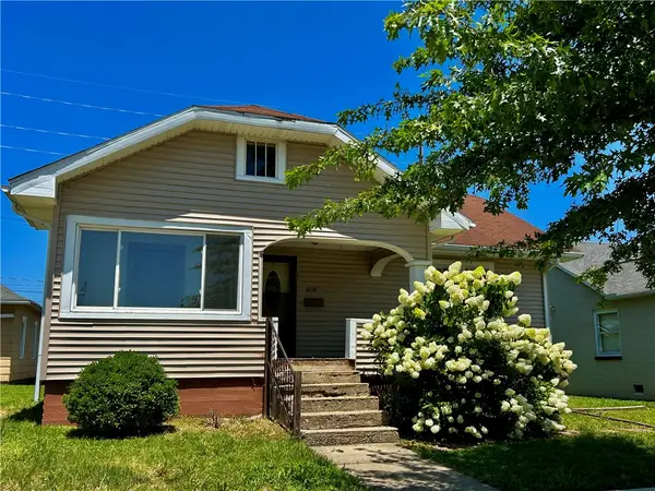 608 Plum Street, Marshall, IL 62441