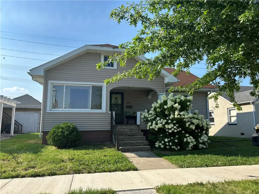 608 Plum Street, Marshall, IL 62441 - #2
