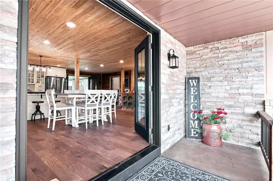 1010 Cardinal Drive, Effingham, IL 62401 - #2