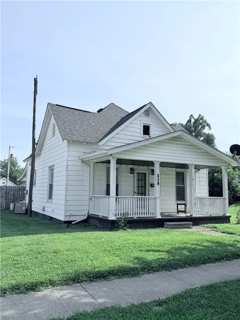 316 Mckinley Street, Georgetown, IL 61846 - #1